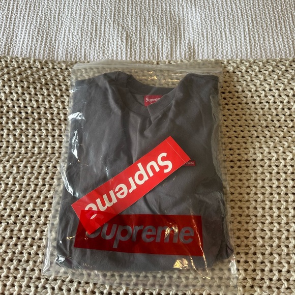 Supreme Small Box Long Sleeve Tee Charcoal - Picture 4 of 4